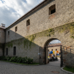 Lukiškių kalėjimo sienos kalba: Nuo griežtojo režimo iki pasaulinės šlovės